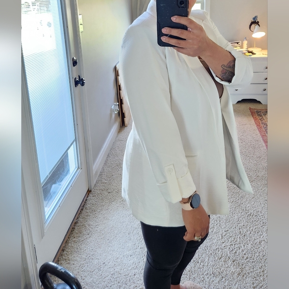 White Jacket - Picture 6 of 6